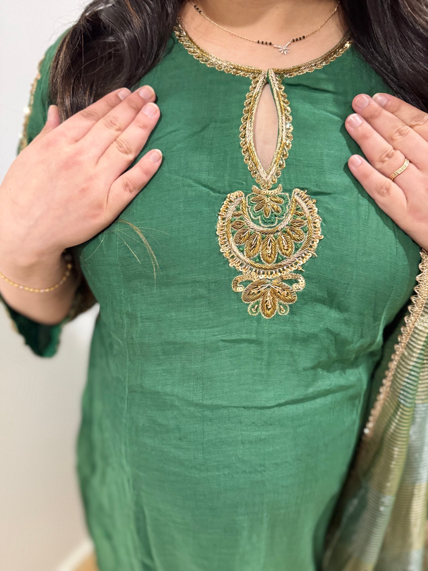 Mansi (Green)
