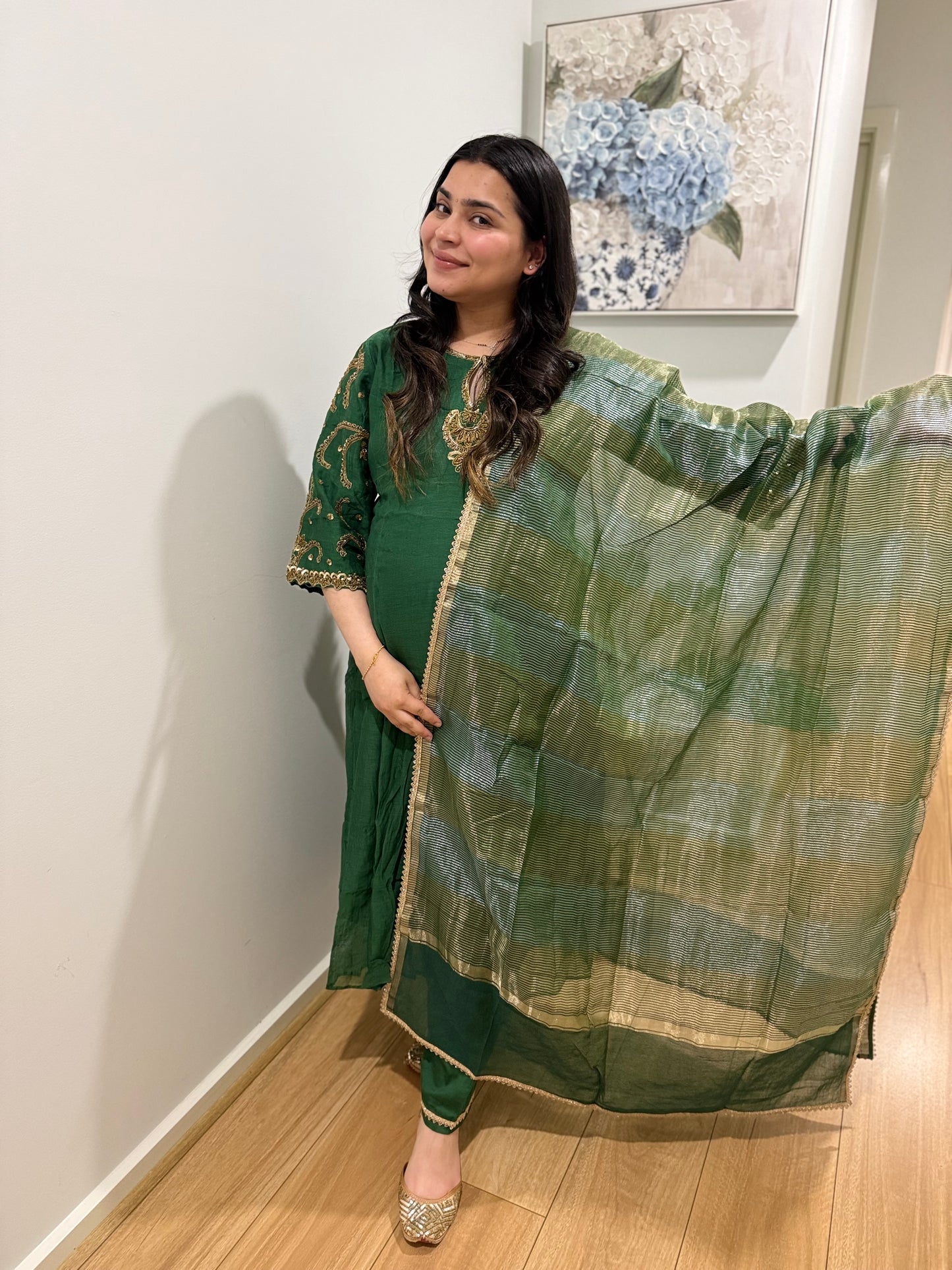 Mansi (Green)