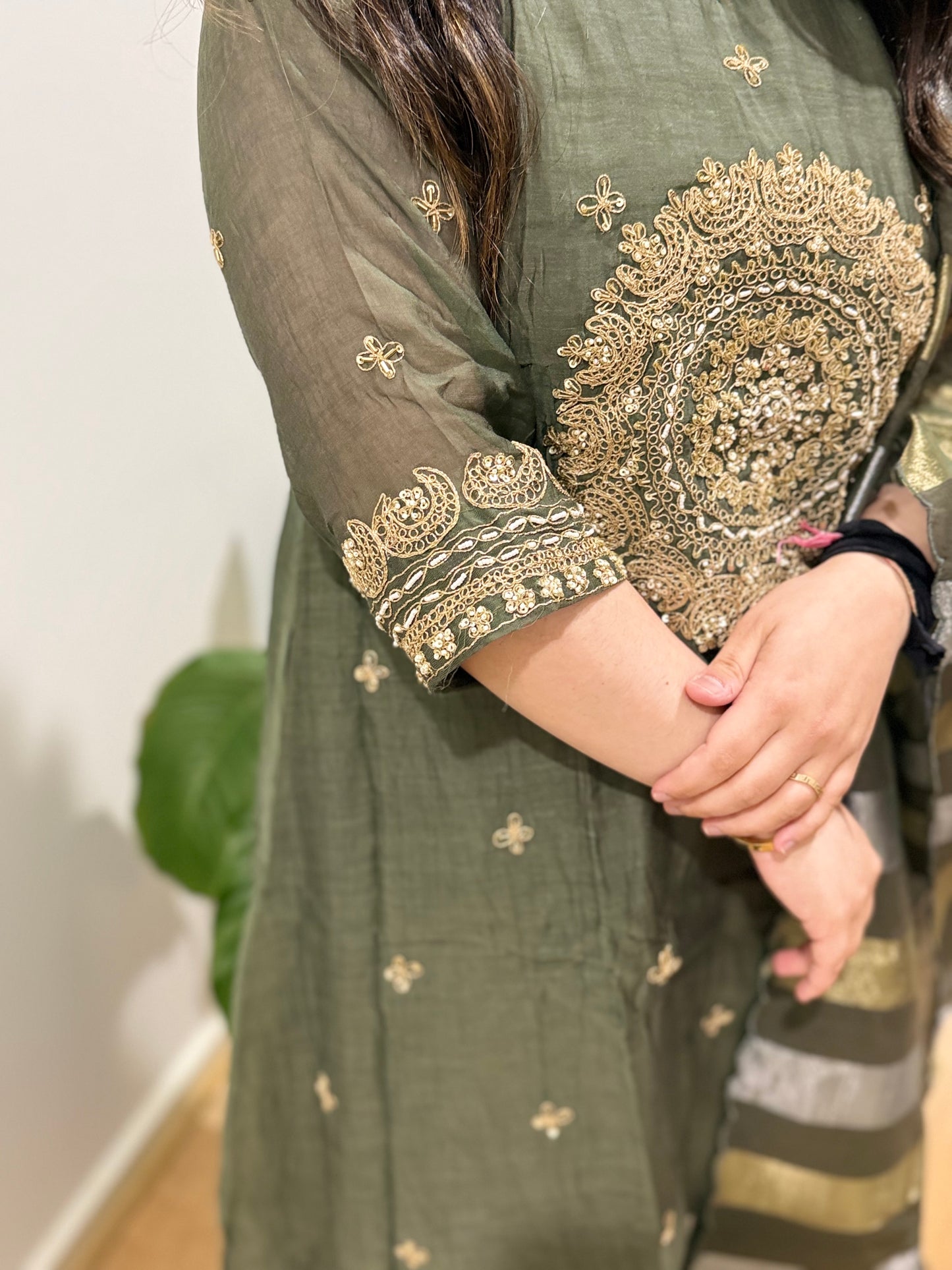 Nasreen (Sage Green)