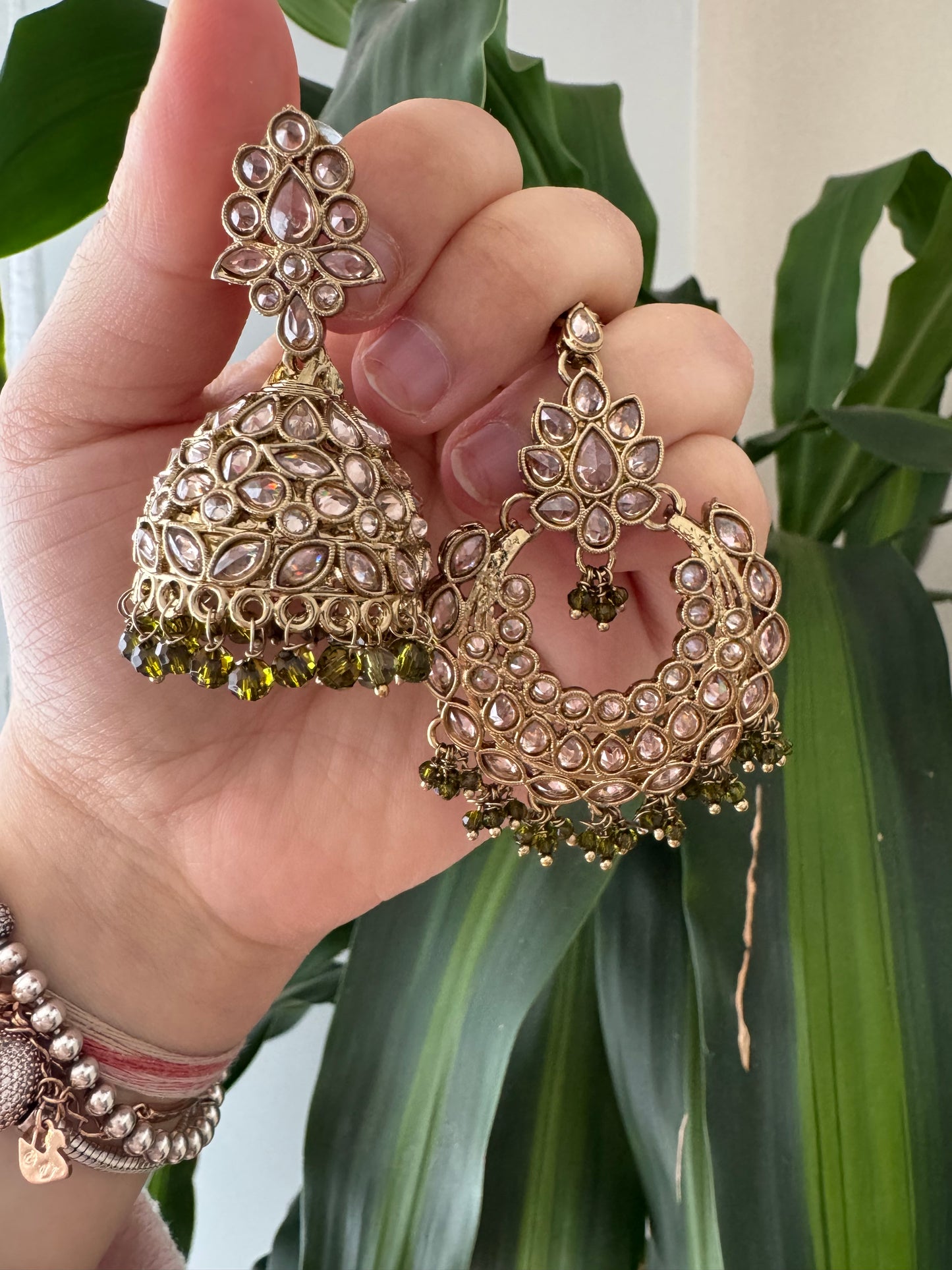Jhumki Tikka