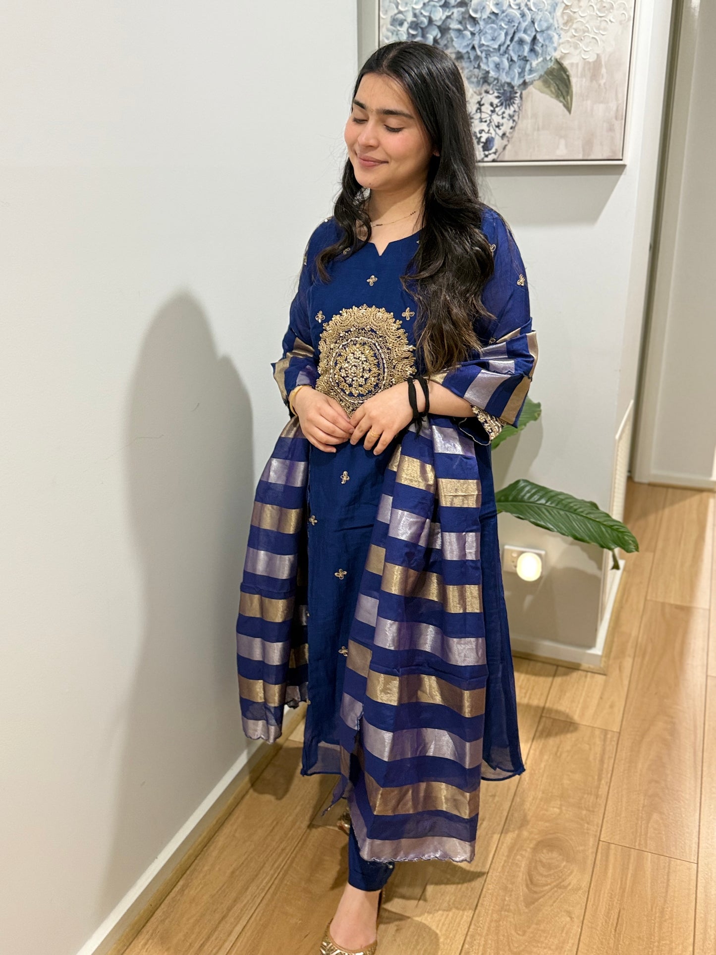 Nasreen (Blue)