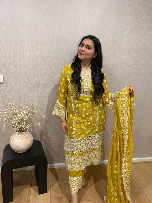 Maahi (Yellow)