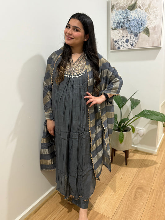 Naaz
