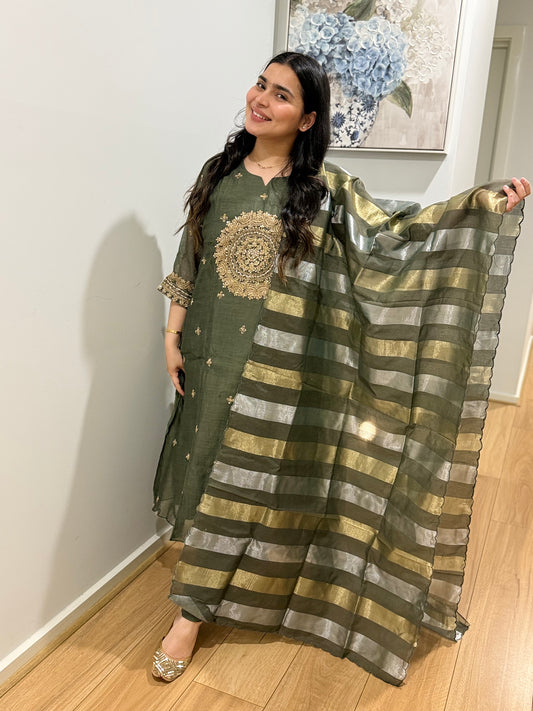 Nasreen (Sage Green)