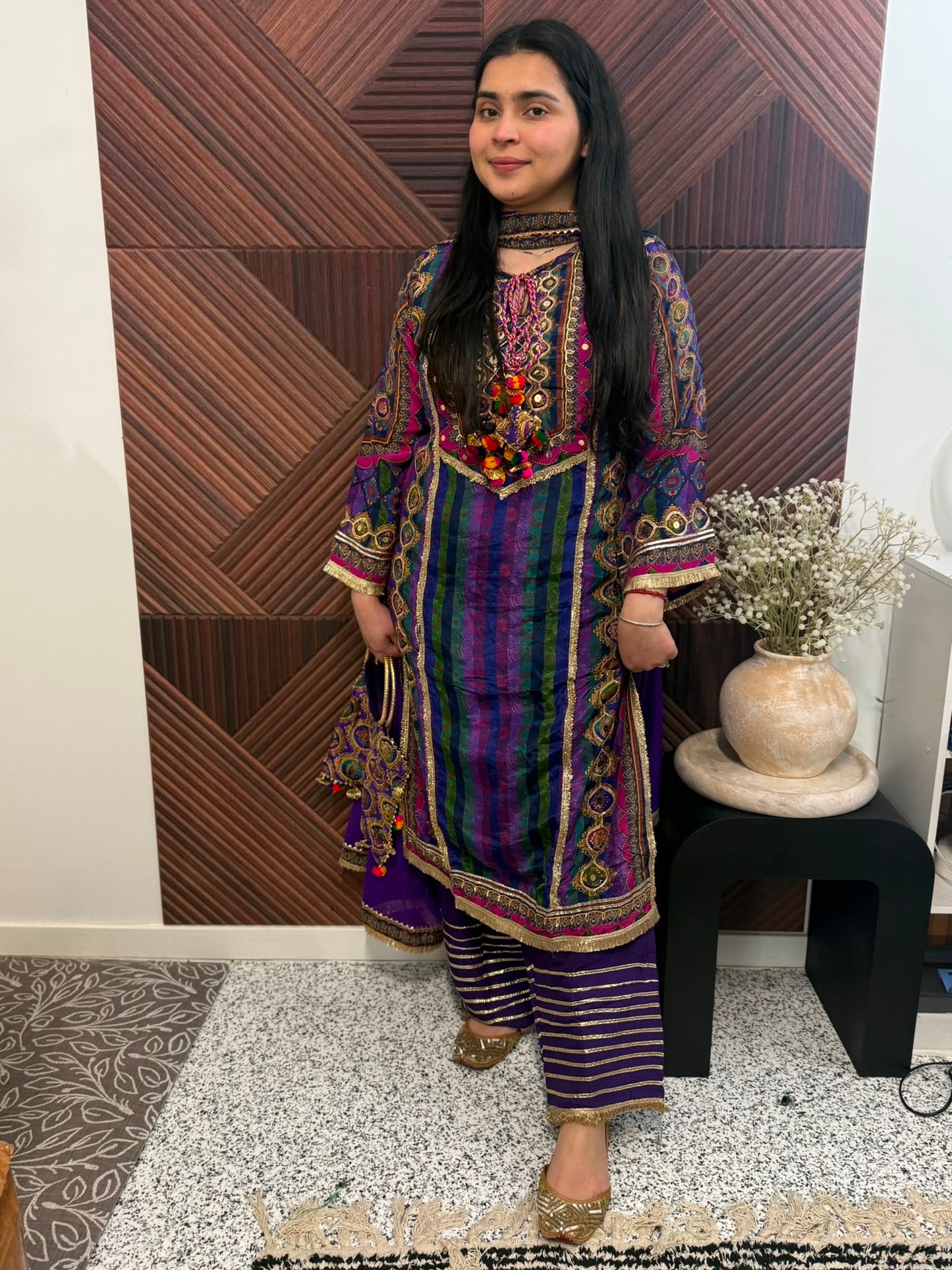 Avni (Purple)