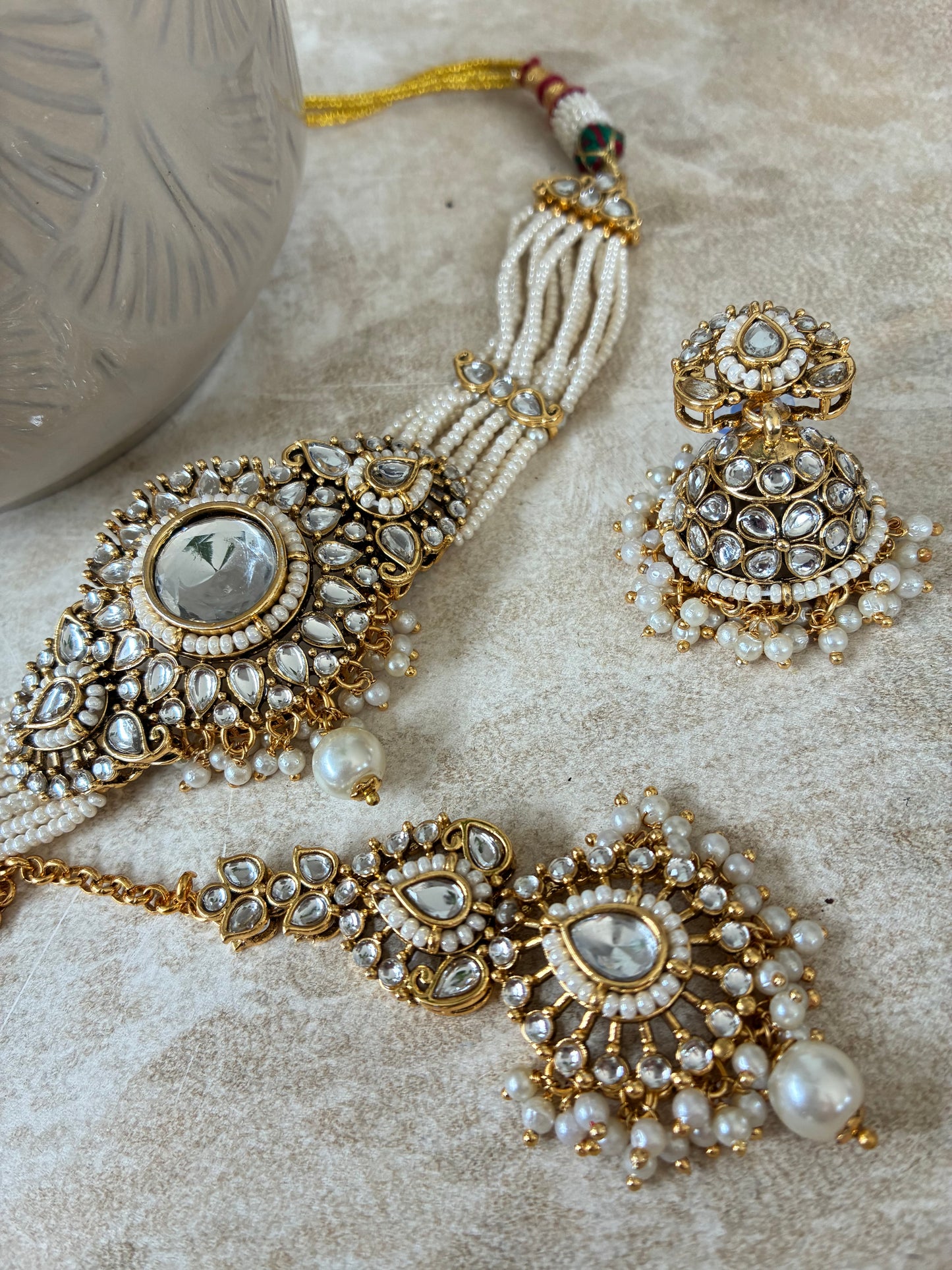 Navya (golden)