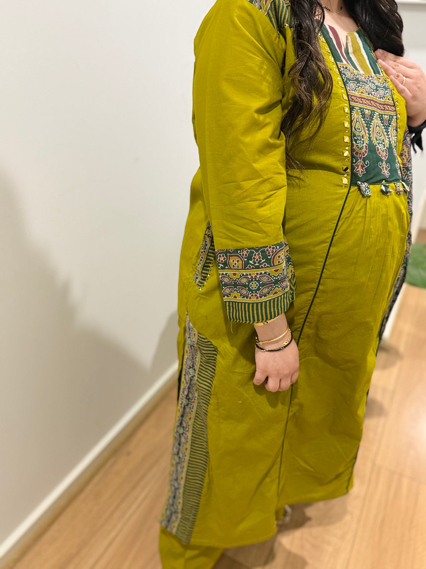 Aazna