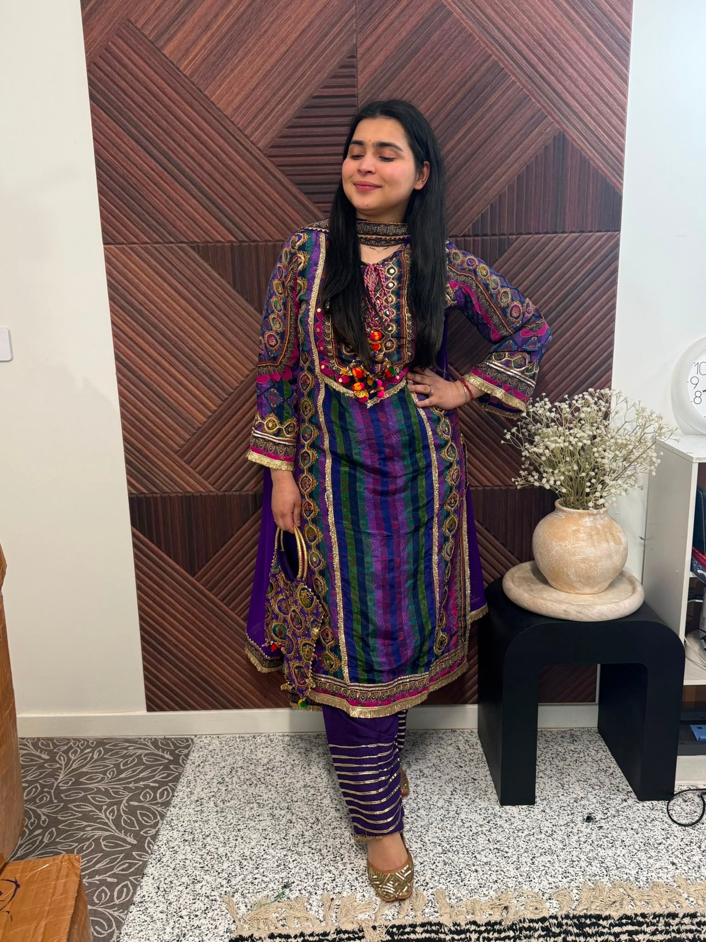 Avni (Purple)