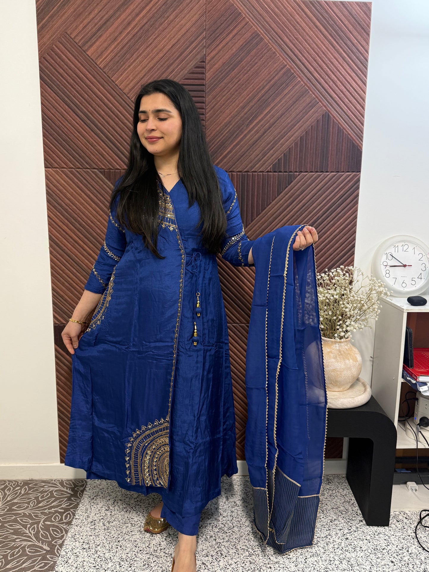 Anvika (Blue)